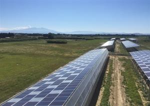 Overcoming borders to crowdfund green energy